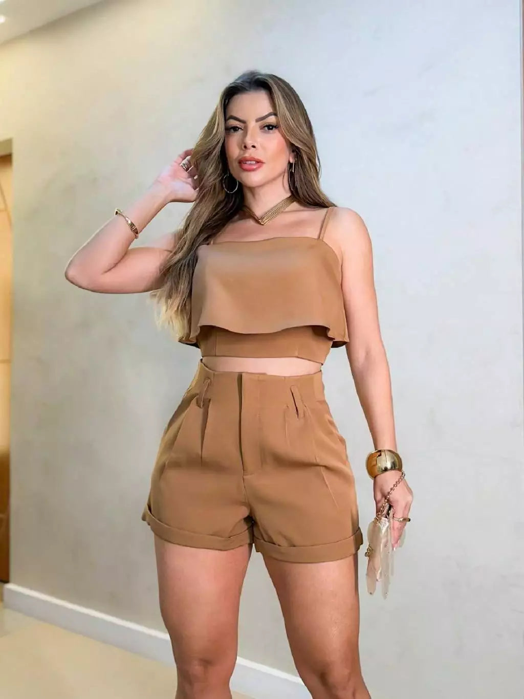 Conjunto feminino alfaiataria de 2 peças:Ragata Sem Mangas e Short