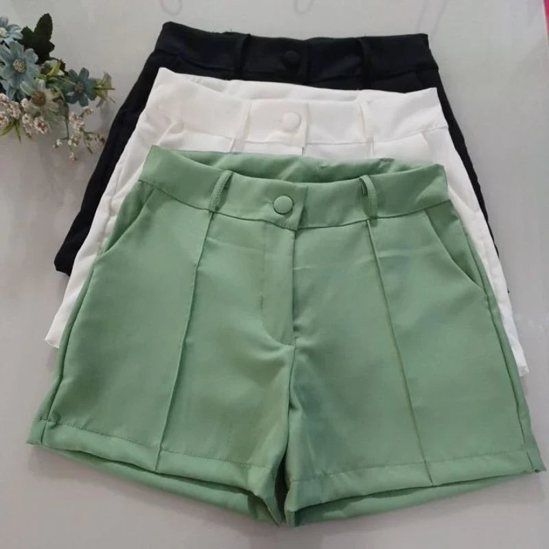 Short Alfaiataria Feminino Com Botão e Siper Na Frente