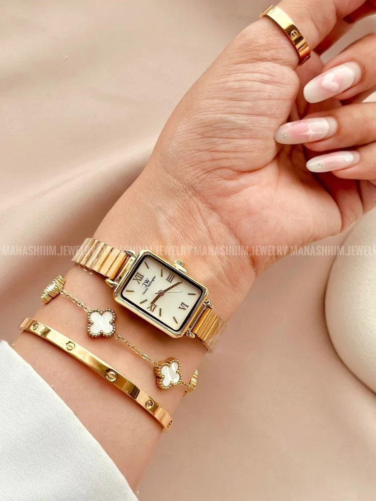 Kit Conjunto Relógio Feminino Dourado com Bracelete Pulseira e Anel Acessórios Femininos Relogio