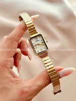 Kit Conjunto Relógio Feminino Dourado com Bracelete Pulseira e Anel Acessórios Femininos Relogio