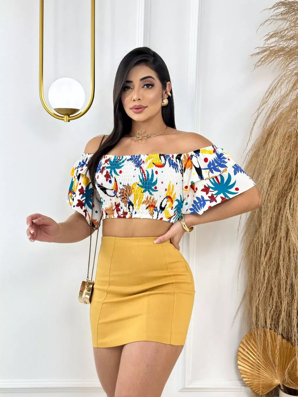 Cropped Lastex Estampa Farm Tendencia Blogueira Moda Tucano Borboleta Onca Margarida Verao