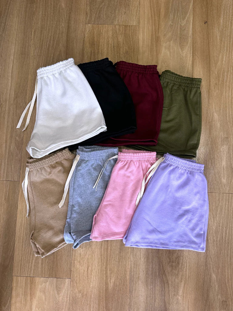 Kit 3 Bermudas Shorts Moletom Feminino lisas 3 Cores Sortidas Verão- Moletom macio e confortável.