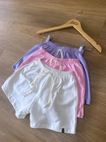 Kit 3 Bermudas Shorts Moletom Feminino lisas 3 Cores Sortidas Verão- Moletom macio e confortável.