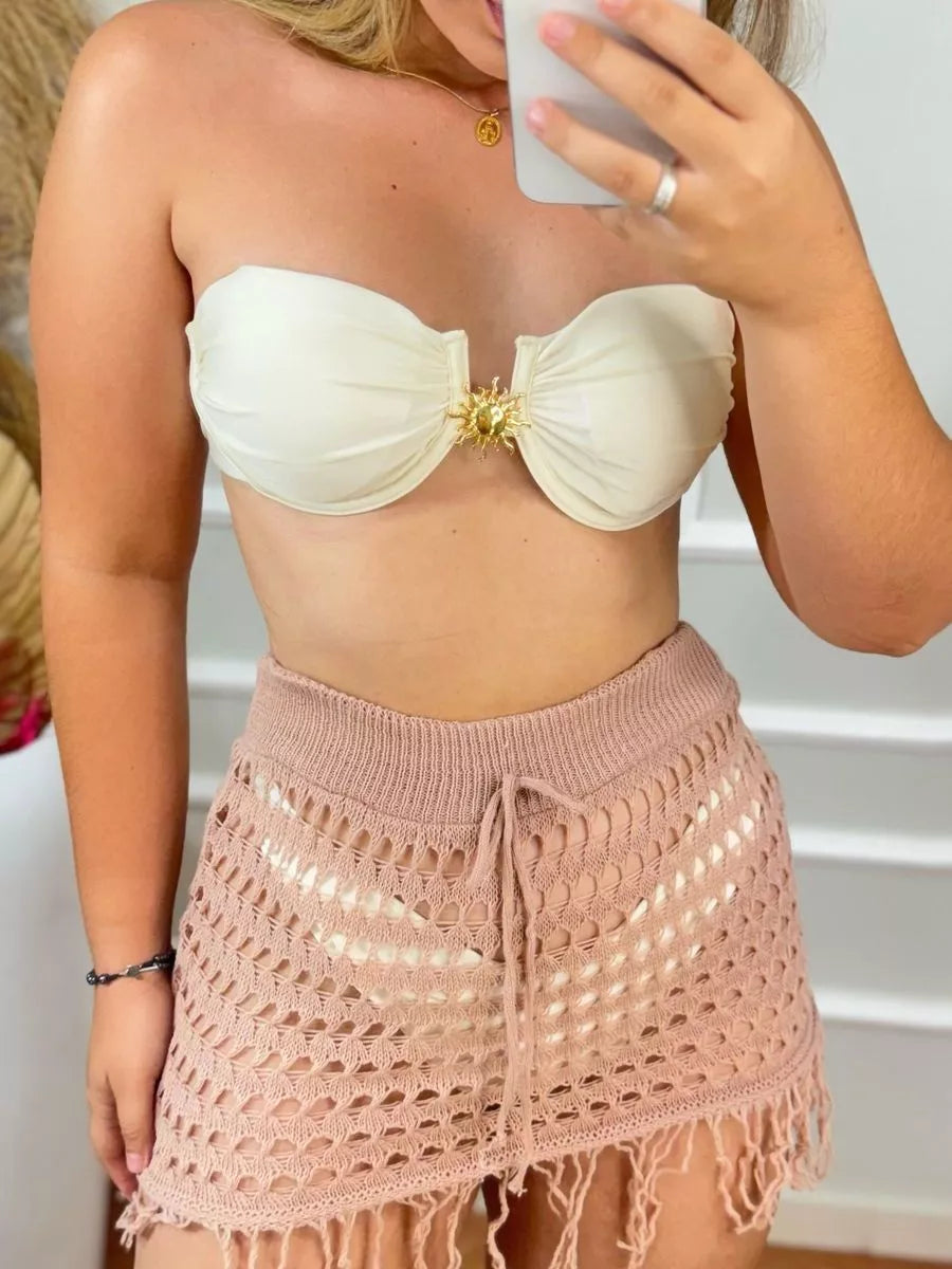 Saia Saída de Praia Banho Curta de Tricot Ponto Crochê com Franja e Cordão Piscina Moda Verão