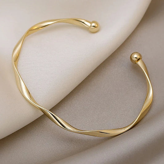 Pulseira De Moda Simples Torcida Alta Qualidade Desenho De Nicho Da Jóias De Mão Estilo Legal Para Mulheres